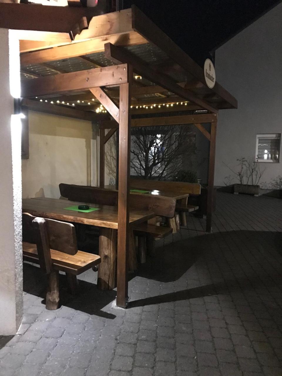 Hausener Dorfkrug Hotel Frankfurt am Main Kültér fotó