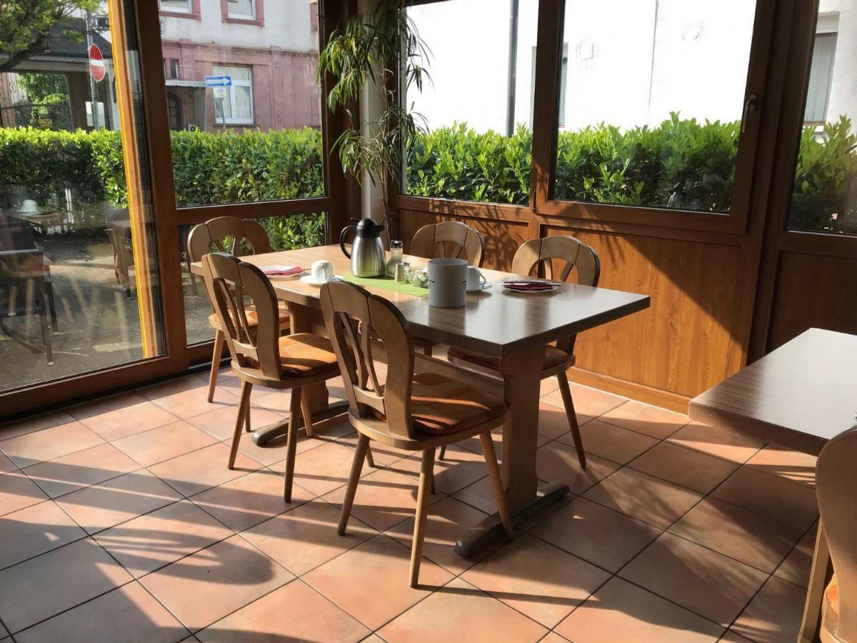 Hausener Dorfkrug Hotel Frankfurt am Main Kültér fotó